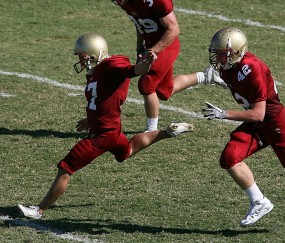 开云体育官网-新王登基，皮亚斯特里领衔雷诺完胜法拉利，赛道格局悄然生变