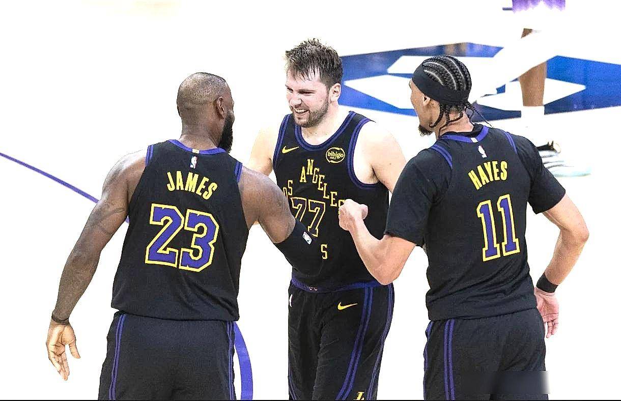 湖人横扫骑士，东契奇扛起全队