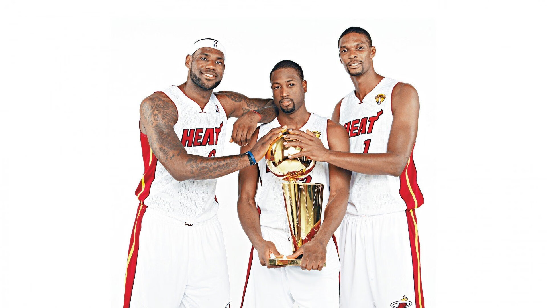 黄蜂掀翻老鹰，班凯罗在NBA总决赛接管比赛